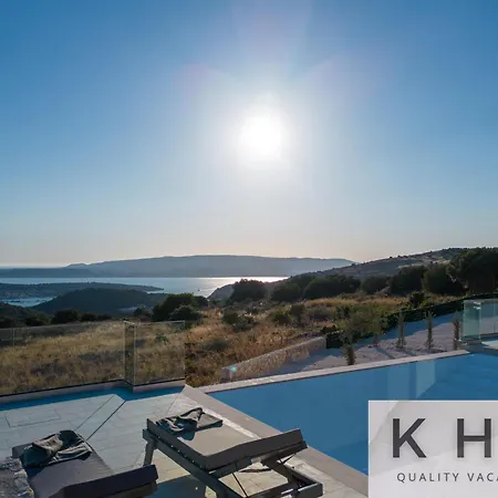 Akrothea With Panoramic View And Private Pool