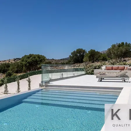 Akrothea With Panoramic View And Private Pool 빌라