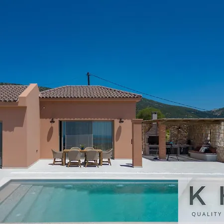 Akrothea With Panoramic View And Private Pool 빌라 Razáta